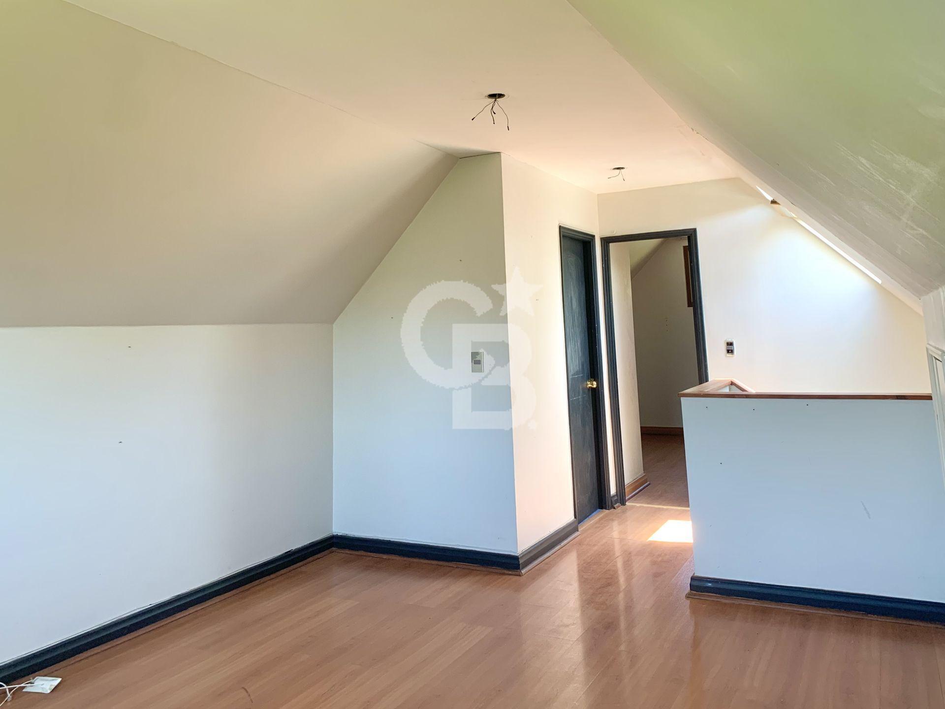 Lo Barnechea, Chile, 5 Bedrooms Bedrooms, ,4 BathroomsBathrooms,Residential,For Sale,1991012