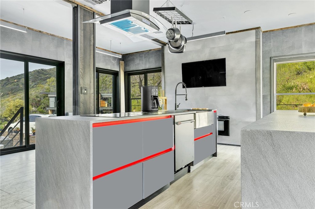 Calabasas, California, 91302, United States, 5 Bedrooms Bedrooms, ,3 BathroomsBathrooms,Residential,For Sale,1742769