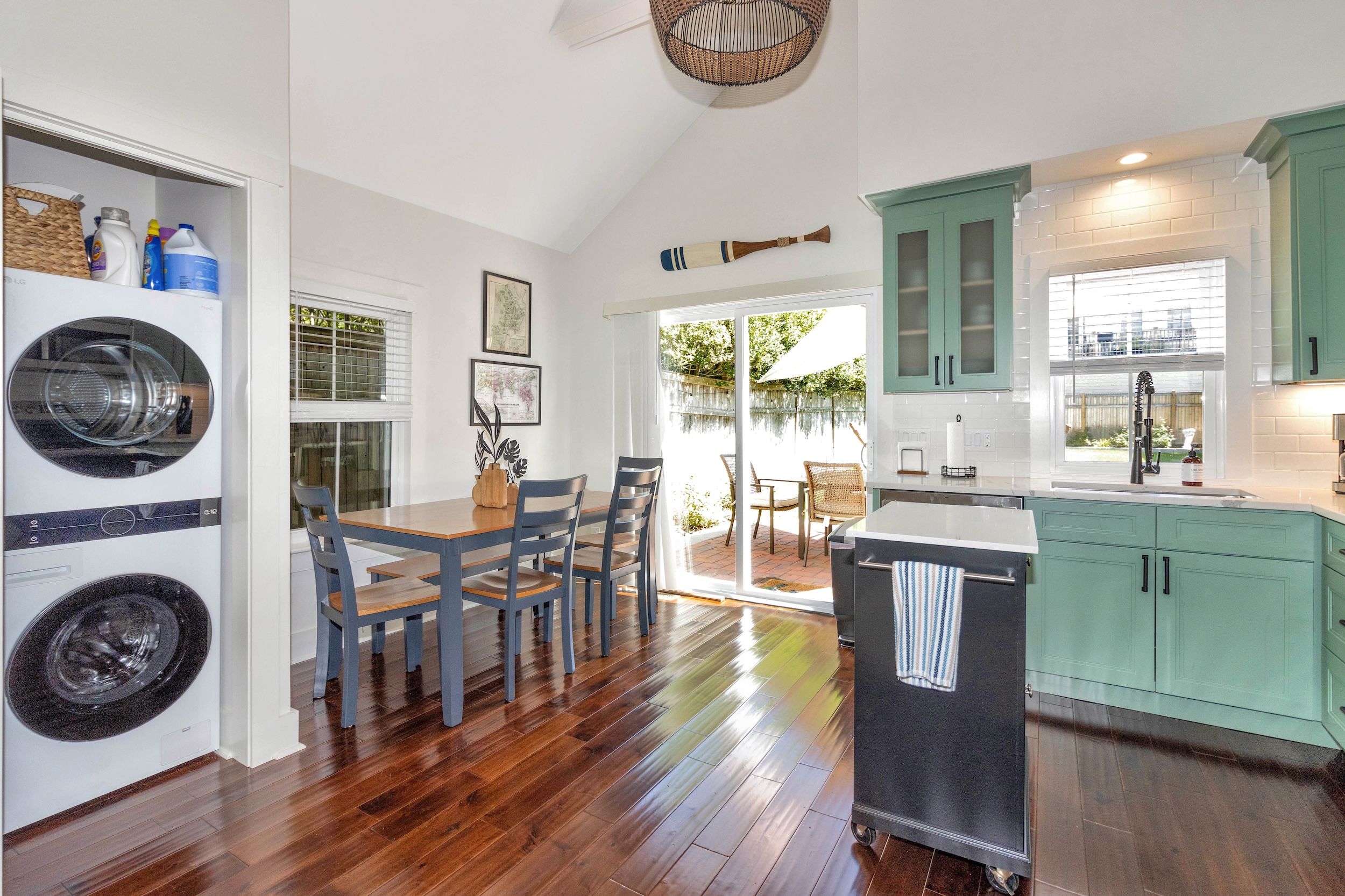  430 1st Street, Greenport, NY, 11944 - 物件實景