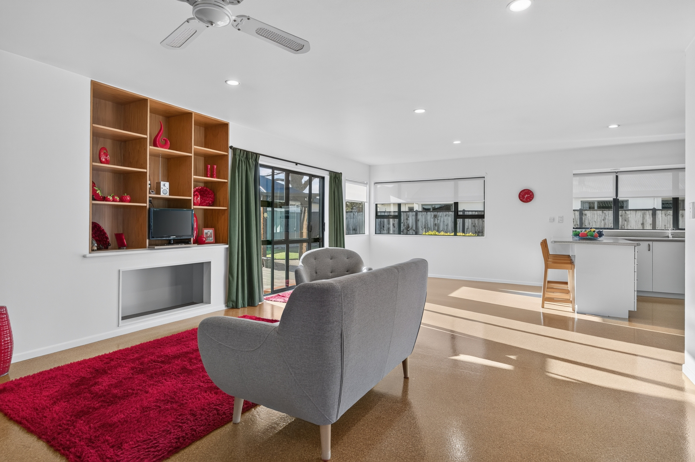  Sun-Filled Family Home with Space to Spare - 物件實景