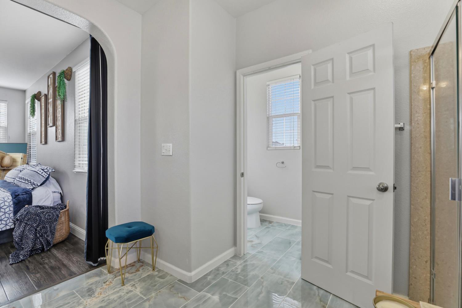 Rancho Cordova, California, 95670, United States, 3 Bedrooms Bedrooms, ,3 BathroomsBathrooms,Residential,For Sale,1991437