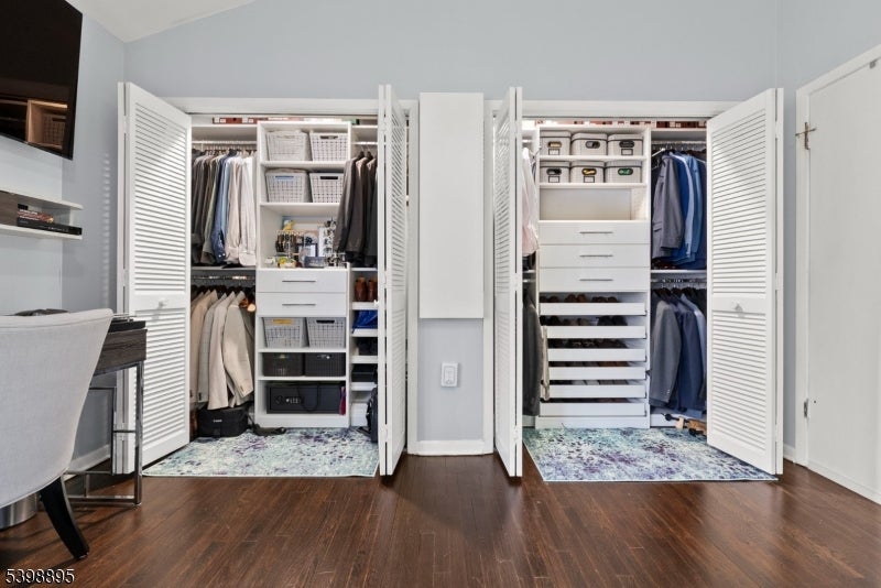 West Orange Twp., New Jersey, 07052, United States, 3 Bedrooms Bedrooms, ,3 BathroomsBathrooms,Residential,For Sale,2002469