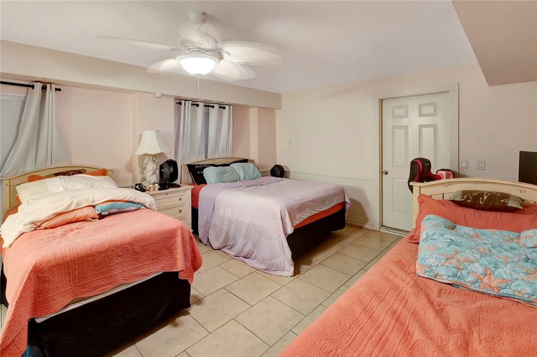 Rockport, Texas, 78382, United States, 3 Bedrooms Bedrooms, ,3 BathroomsBathrooms,Residential,For Sale,1746553
