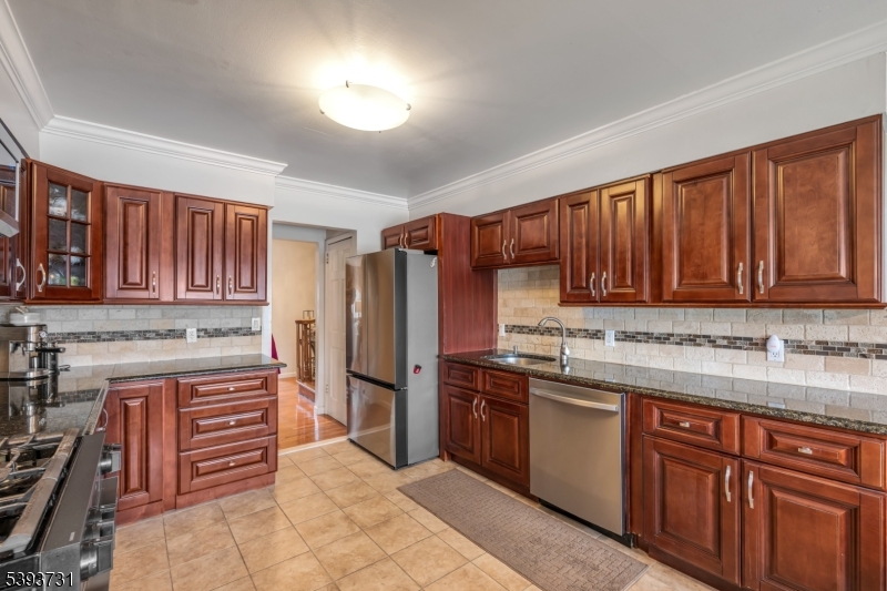 Woodland Park, New Jersey, 07424, United States, 3 Bedrooms Bedrooms, ,3 BathroomsBathrooms,Residential,For Sale,1984808