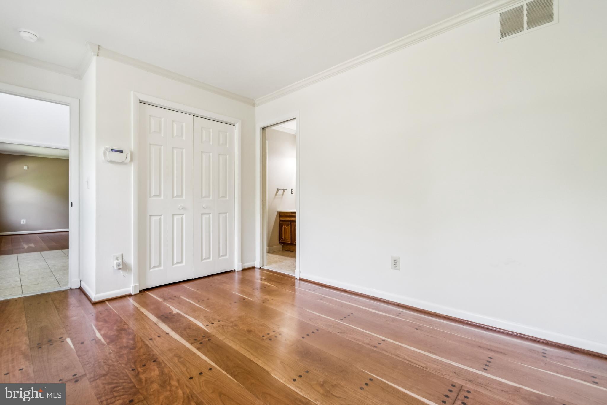 Crownsville, Maryland, 21032, United States, 5 Bedrooms Bedrooms, ,3 BathroomsBathrooms,Residential,For Sale,1922102