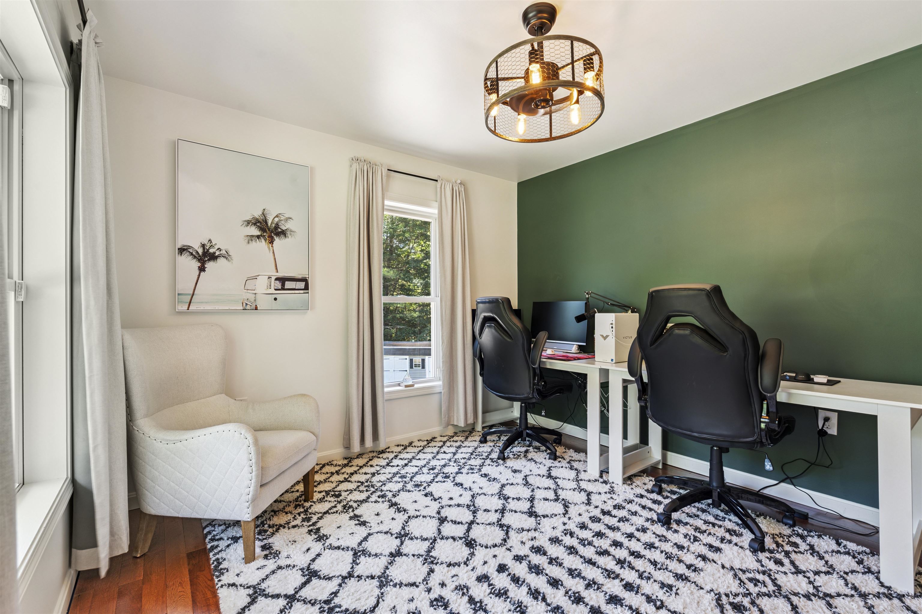 Holderness, New Hampshire, 03245, United States, 3 Bedrooms Bedrooms, ,2 BathroomsBathrooms,Residential,For Sale,1918284