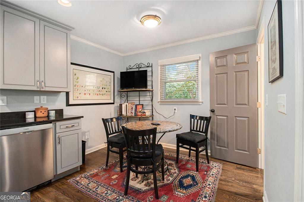 Atlanta, Georgia, 30328, United States, 4 Bedrooms Bedrooms, ,3 BathroomsBathrooms,Residential,For Sale,1858983