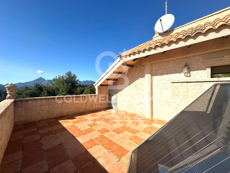 Alicante, Altea, Altea Pueblo Alicante, Altea, Alt, Altea, Comunidad Valenciana, ES, 4 Bedrooms Bedrooms, ,4 BathroomsBathrooms,Residential,For Sale,Alicante, Altea, Altea Pueblo Alicante, Altea, Alt,1675140