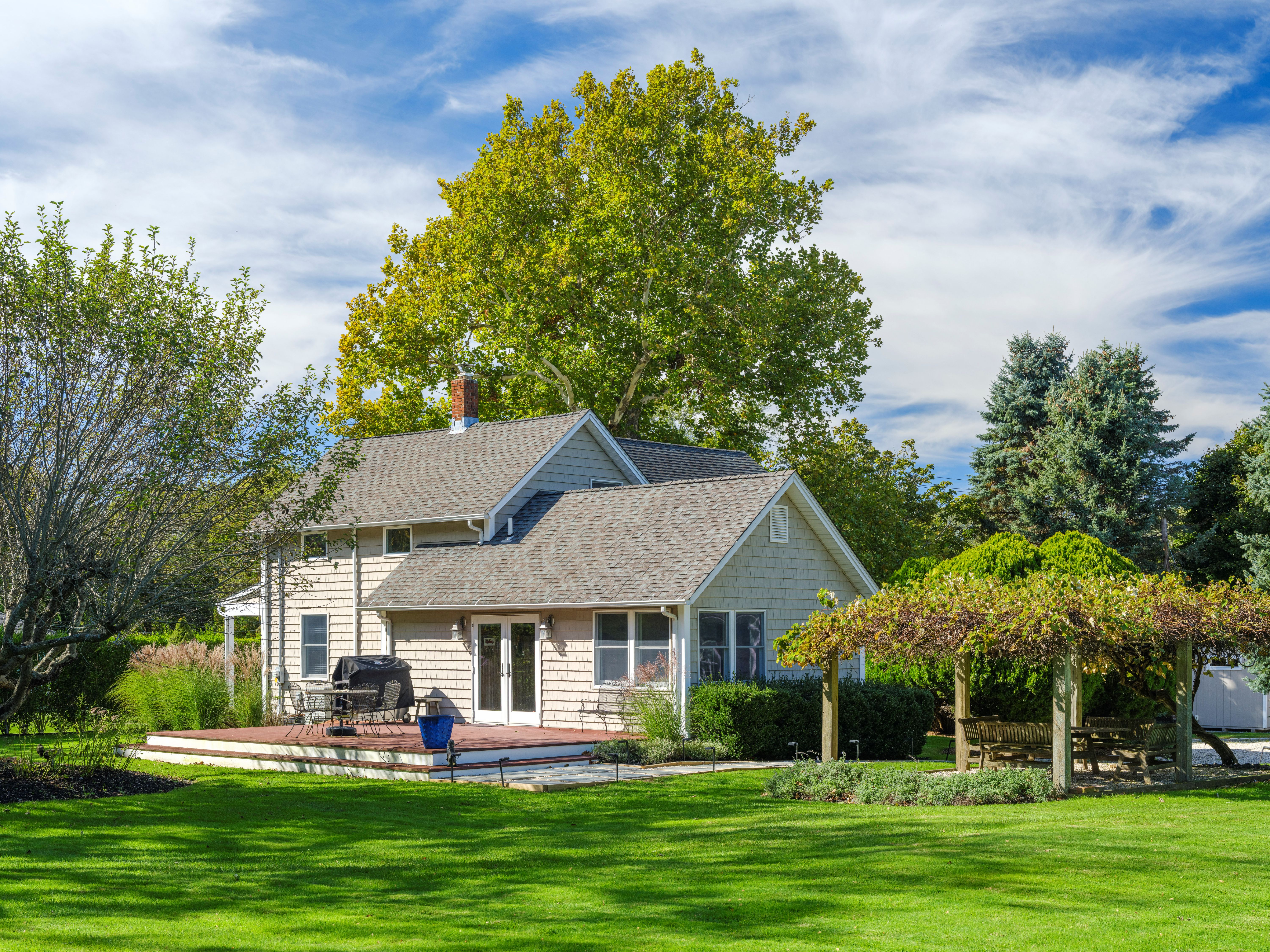 Cutchogue, New York, 11935, United States, 4 Bedrooms Bedrooms, ,2 BathroomsBathrooms,Residential,For Sale,1987431