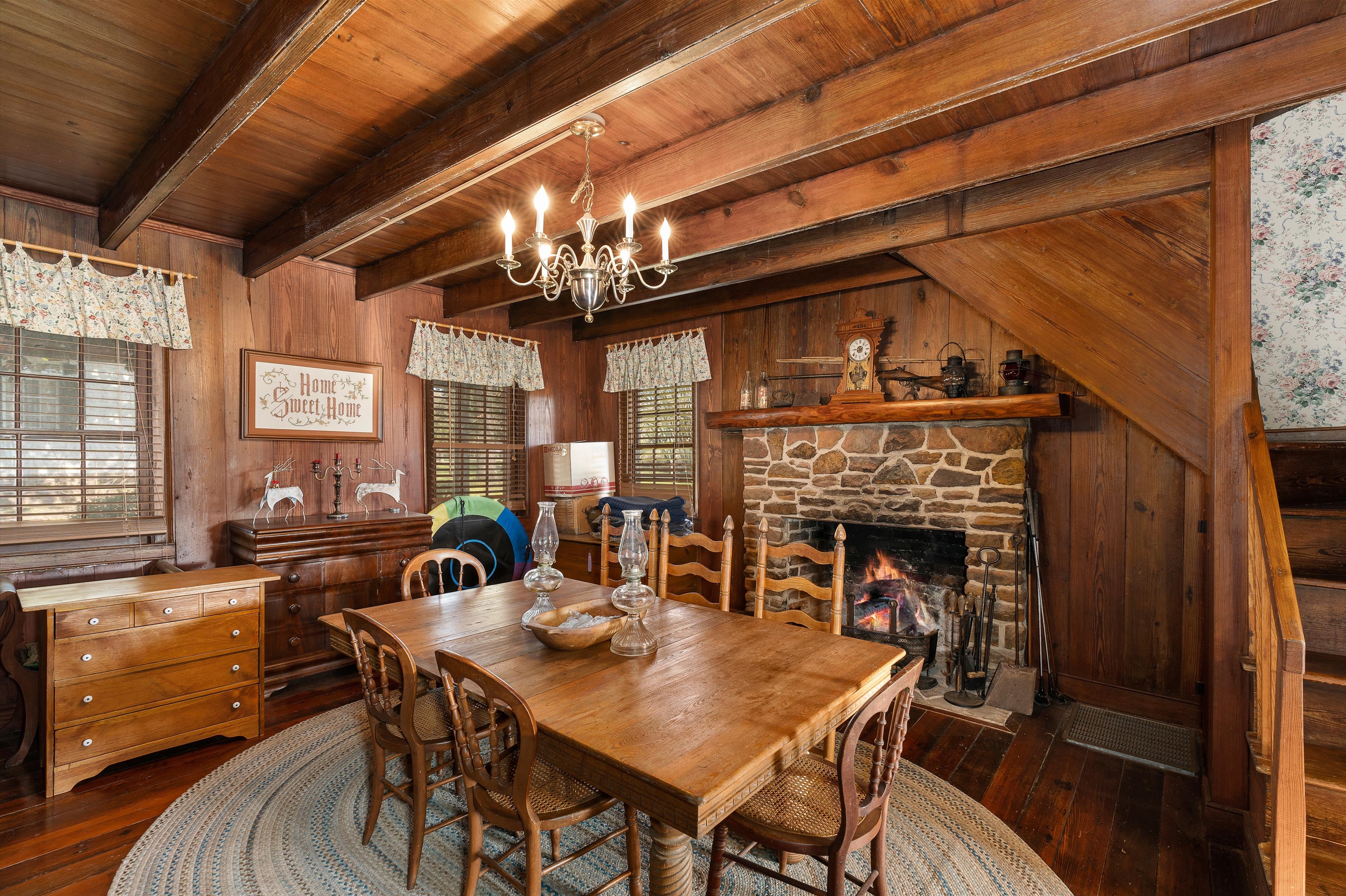 Cushing, Texas, 75760, United States, 3 Bedrooms Bedrooms, ,2 BathroomsBathrooms,Residential,For Sale,1978449