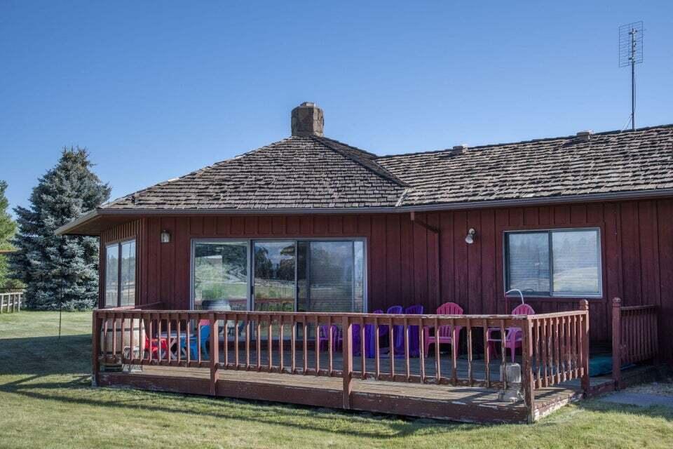 Sisters, Oregon, 97759, United States, 3 Bedrooms Bedrooms, ,3 BathroomsBathrooms,Residential,For Sale,1917351