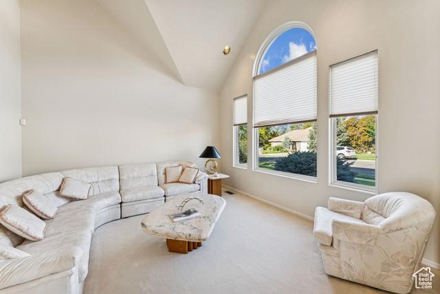 Layton, Utah, 84040, United States, 5 Bedrooms Bedrooms, ,4 BathroomsBathrooms,Residential,For Sale,1992771