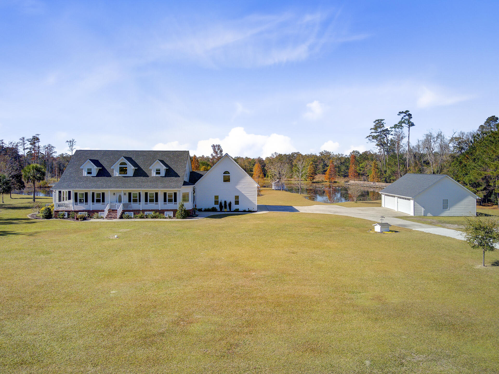 Cross, South Carolina, 29436, United States, 4 Bedrooms Bedrooms, ,3 BathroomsBathrooms,Residential,For Sale,1992832