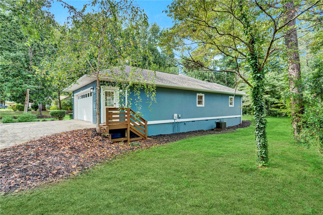 Seneca, South Carolina, 29672, United States, 3 Bedrooms Bedrooms, ,2 BathroomsBathrooms,Residential,For Sale,1913702