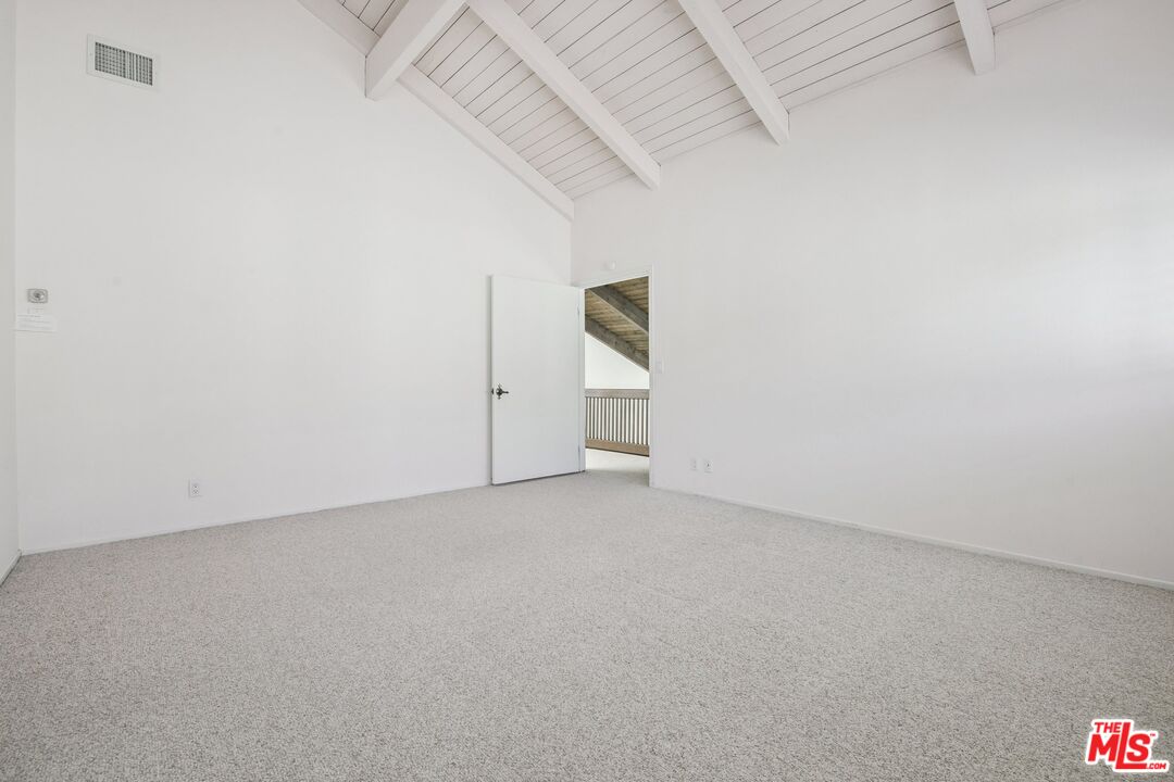 Pacific Palisades, California, 90272, United States, 4 Bedrooms Bedrooms, ,3 BathroomsBathrooms,Residential,For Sale,1989608