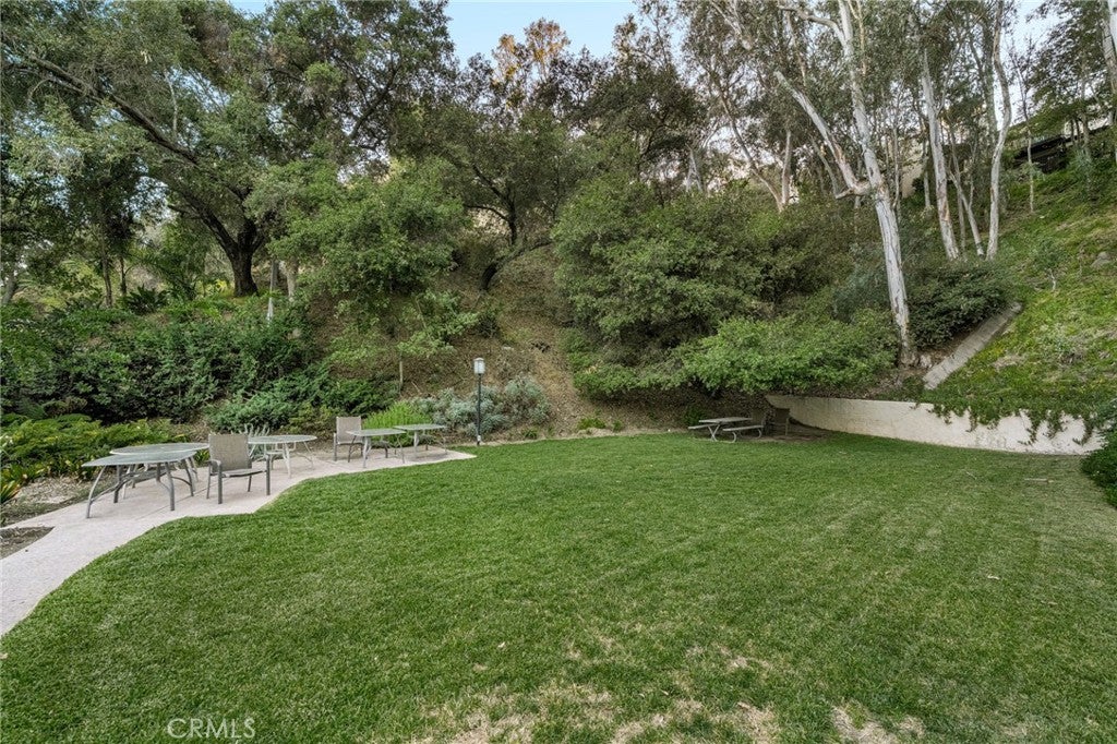 Glendale, California, 91206, United States, 2 Bedrooms Bedrooms, ,3 BathroomsBathrooms,Residential,For Sale,1941682