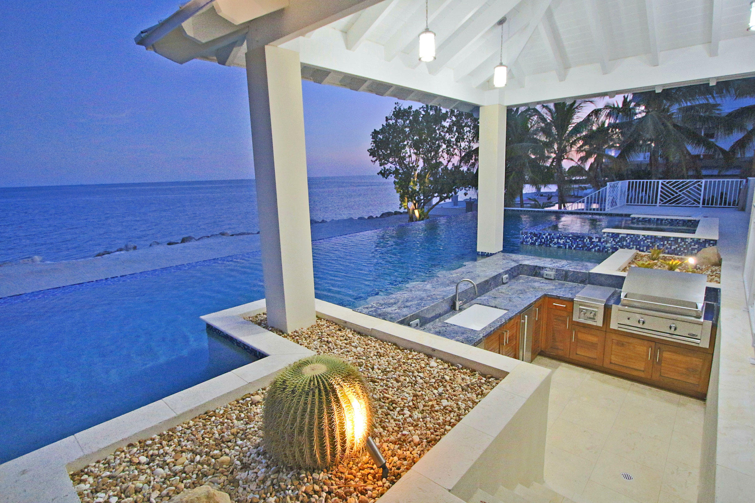 30 Ocean Front Drive, KEY LARGO, Florida, 33037, United States, 4 Bedrooms Bedrooms, ,4 BathroomsBathrooms,Residential,For Sale,30 Ocean Front Drive,1675367
