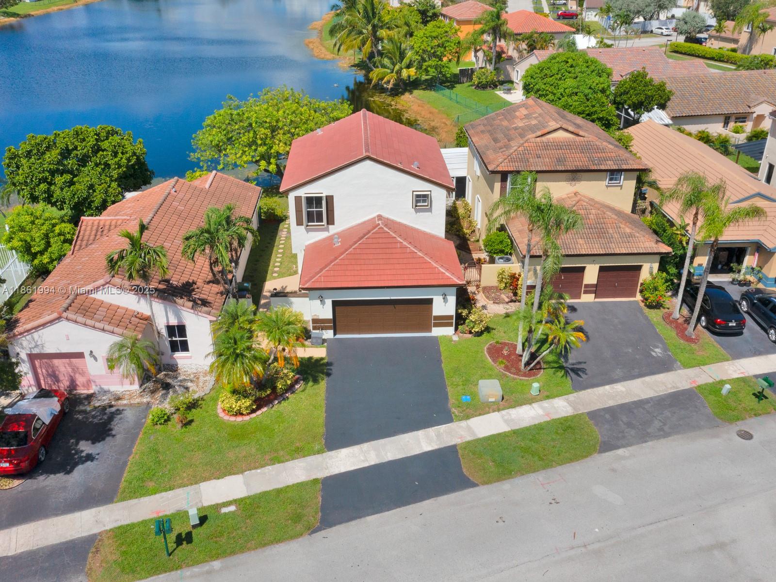 Pembroke Pines, Florida, 33029, United States, 3 Bedrooms Bedrooms, ,3 BathroomsBathrooms,Residential,For Sale,1923091