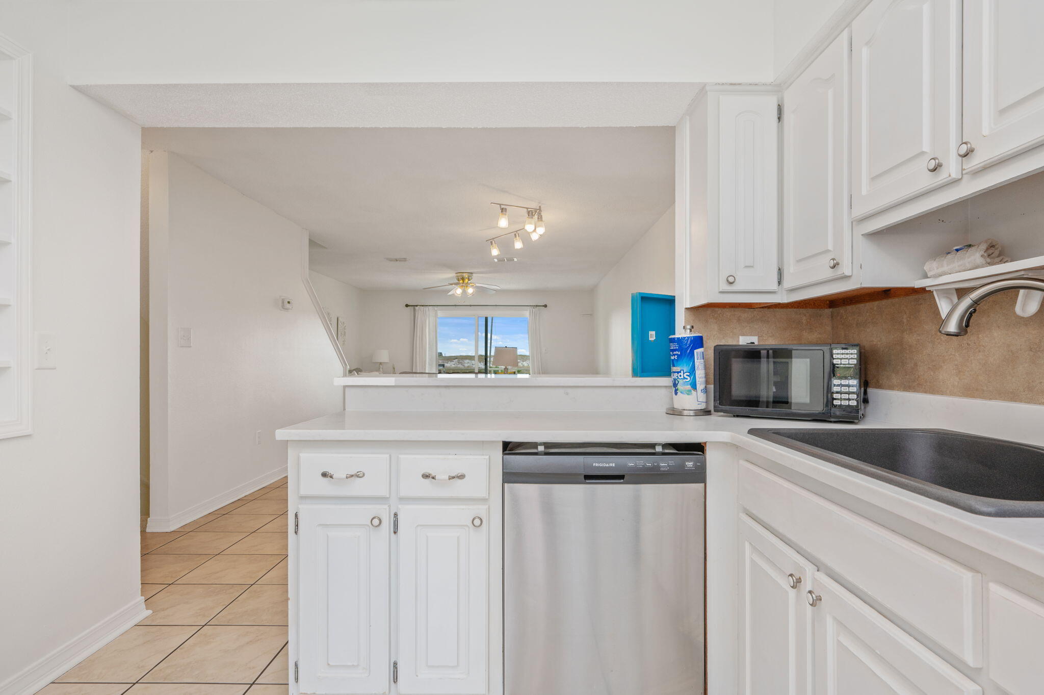 Navarre, Florida, 32566, United States, 2 Bedrooms Bedrooms, ,2 BathroomsBathrooms,Residential,For Sale,1989552