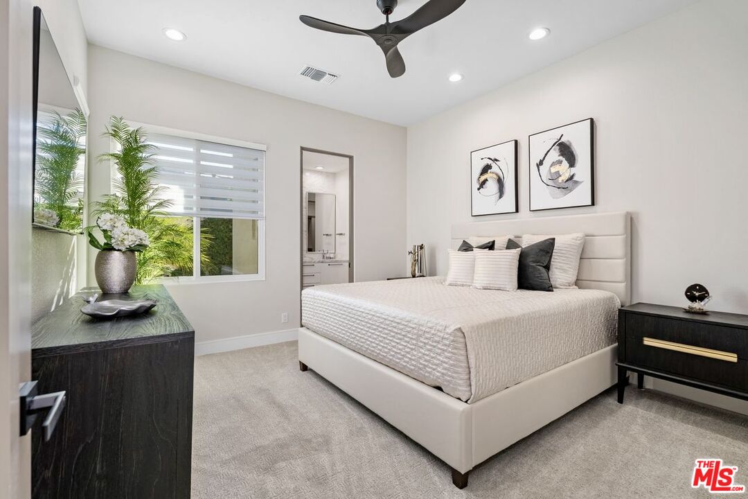 Palm Desert, California, 92211, United States, 3 Bedrooms Bedrooms, ,4 BathroomsBathrooms,Residential,For Sale,1997361