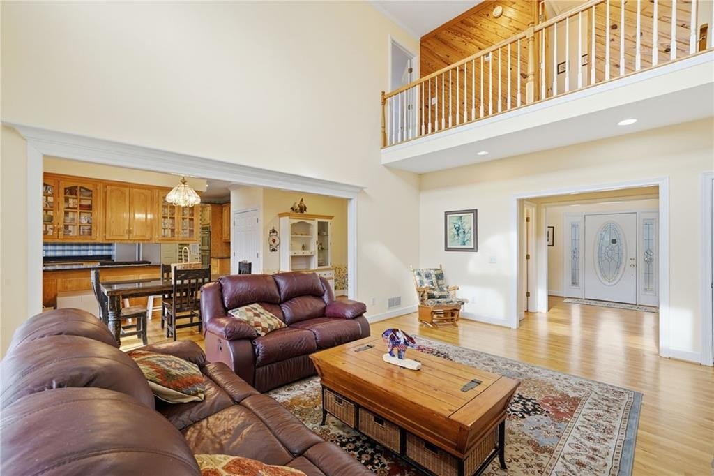 Jasper, Georgia, 30143, United States, 4 Bedrooms Bedrooms, ,4 BathroomsBathrooms,Residential,For Sale,2006104