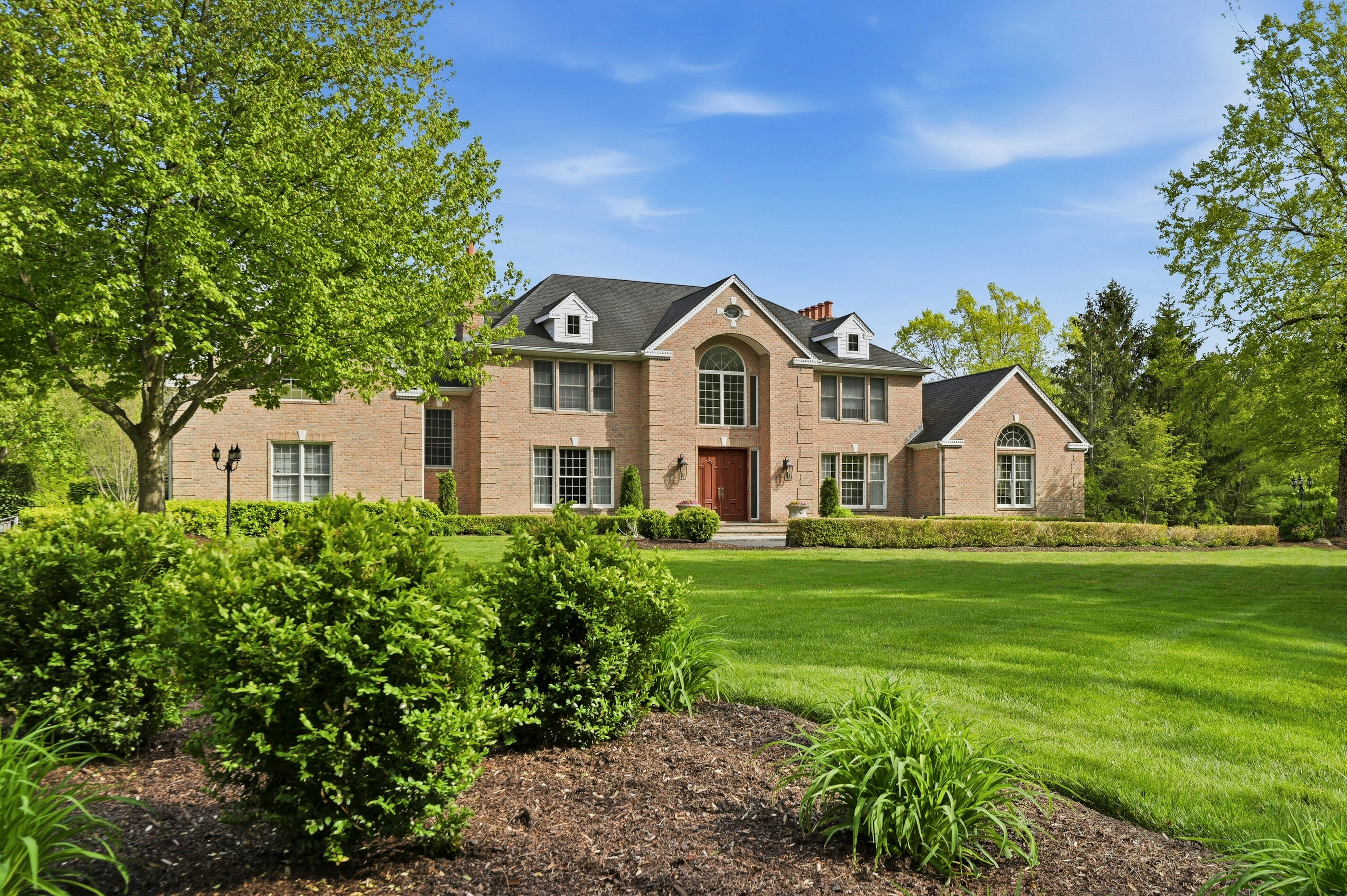  5 Westwood Court, Glen Head, NY, 11545 - 物件實景