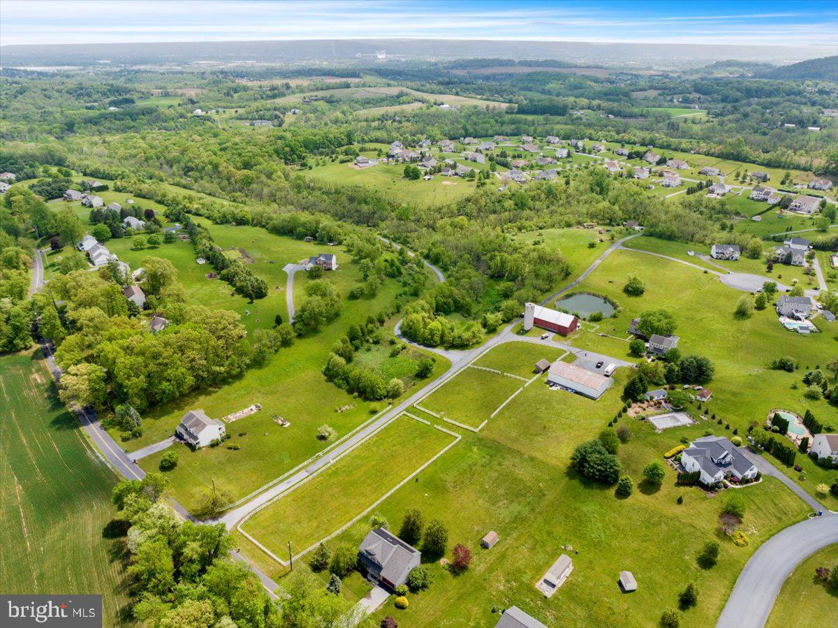 Mohrsville, Pennsylvania, 19541, United States, 4 Bedrooms Bedrooms, ,2 BathroomsBathrooms,Residential,For Sale,1827431
