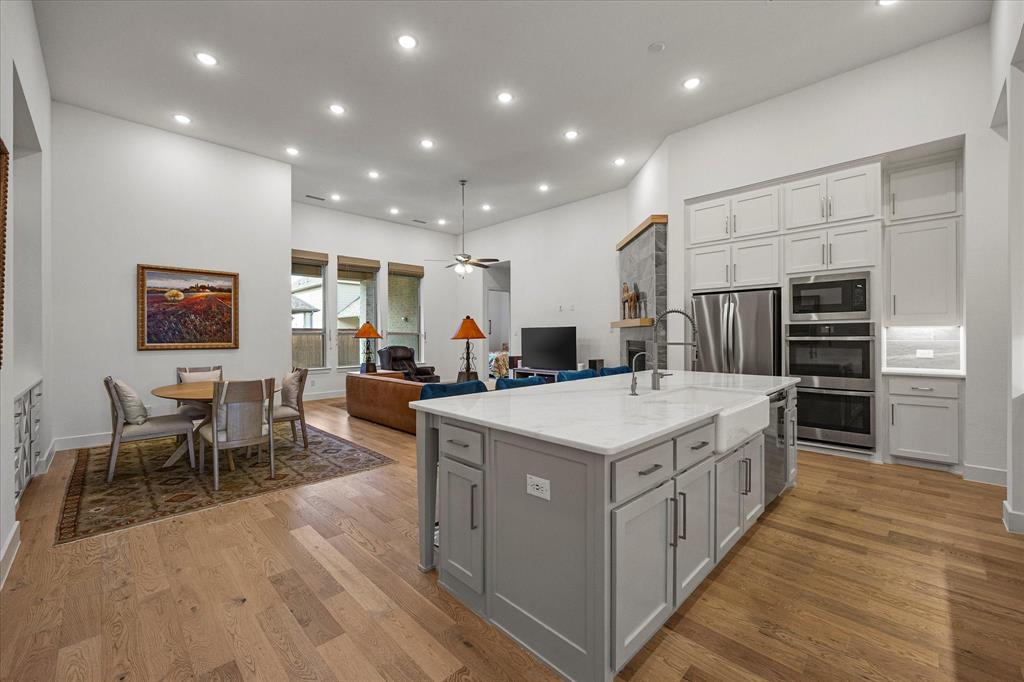 Rockwall, Texas, 75087, United States, 3 Bedrooms Bedrooms, ,4 BathroomsBathrooms,Residential,For Sale,1786102