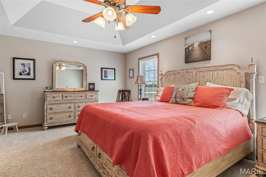 Farmington, Missouri, 63640, United States, 3 Bedrooms Bedrooms, ,3 BathroomsBathrooms,Residential,For Sale,1947219