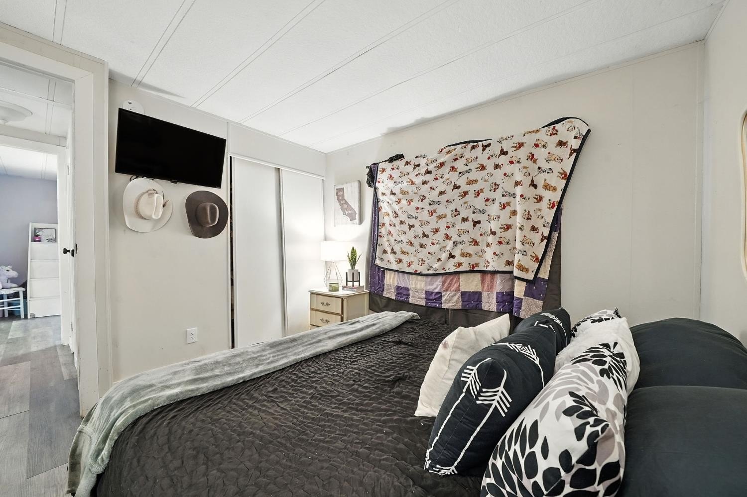 Valley Springs, California, 95252, United States, 3 Bedrooms Bedrooms, ,2 BathroomsBathrooms,Residential,For Sale,1979453