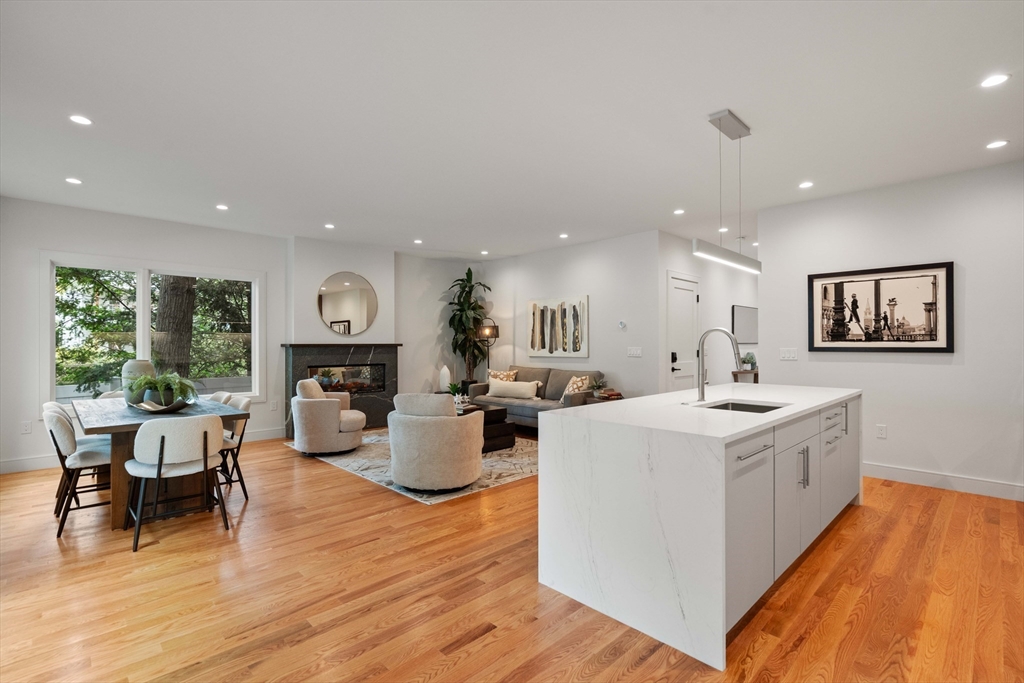 Newton, Massachusetts, 02460, United States, 5 Bedrooms Bedrooms, ,5 BathroomsBathrooms,Residential,For Sale,1743721