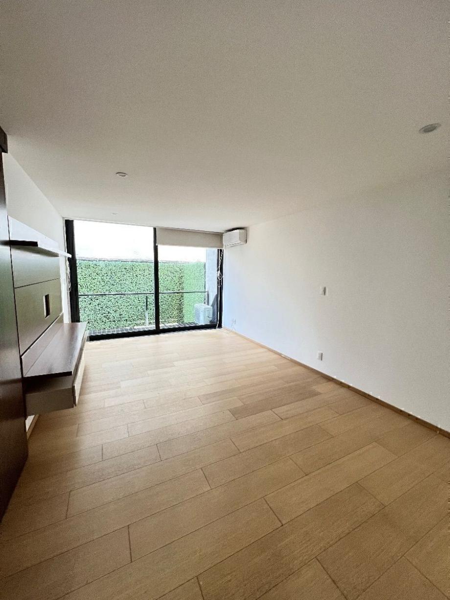 Miguel Hidalgo, Ciudad de México, 11540, Mexico, 2 Bedrooms Bedrooms, ,2 BathroomsBathrooms,Residential,For Sale,1971317