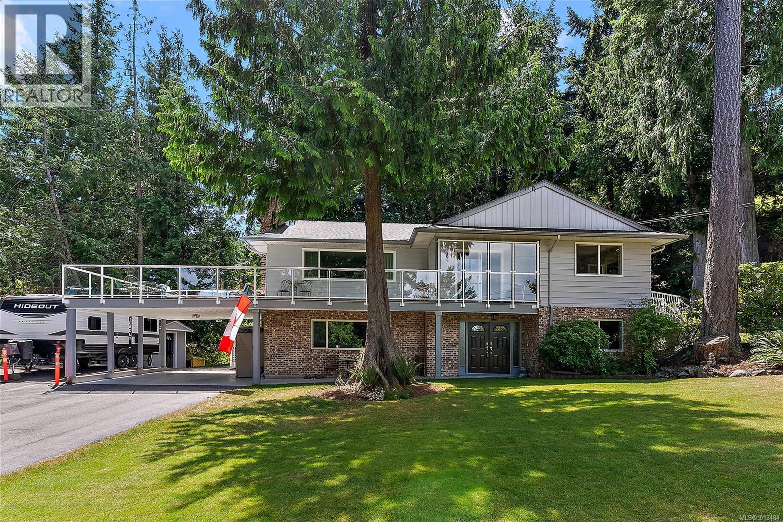 NORTH SAANICH, British Columbia, V8L 5J4, CA, 5 Bedrooms Bedrooms, ,3 BathroomsBathrooms,Residential,For Sale,1949643