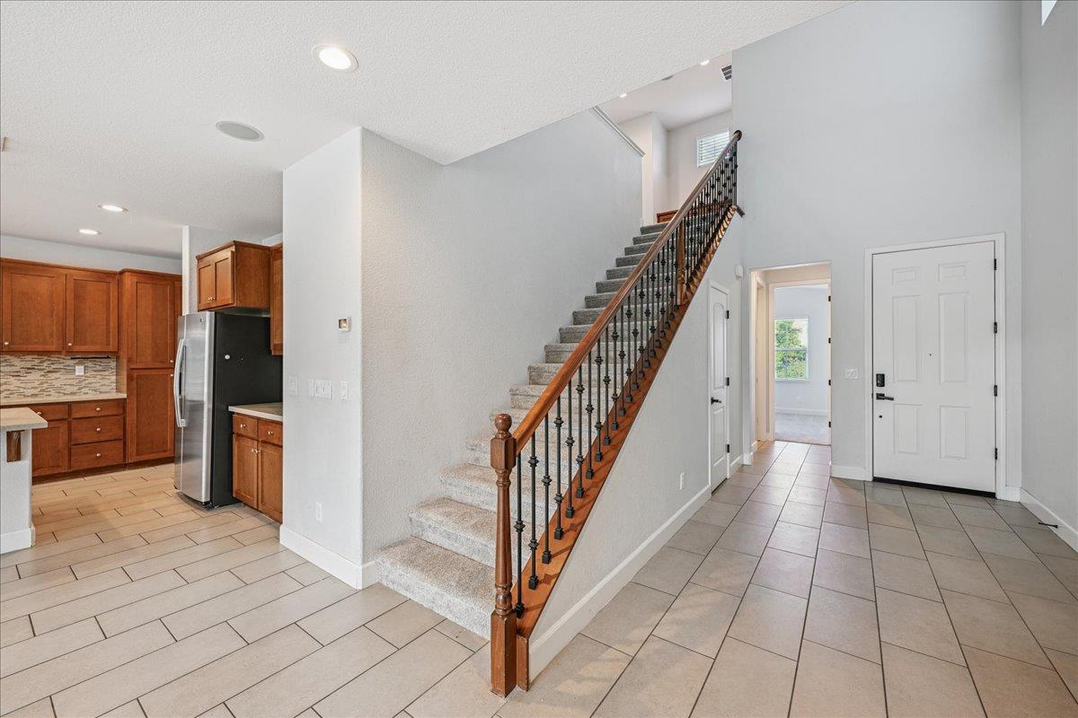 Folsom, California, 95630, United States, 4 Bedrooms Bedrooms, ,3 BathroomsBathrooms,Residential,For Sale,1948899
