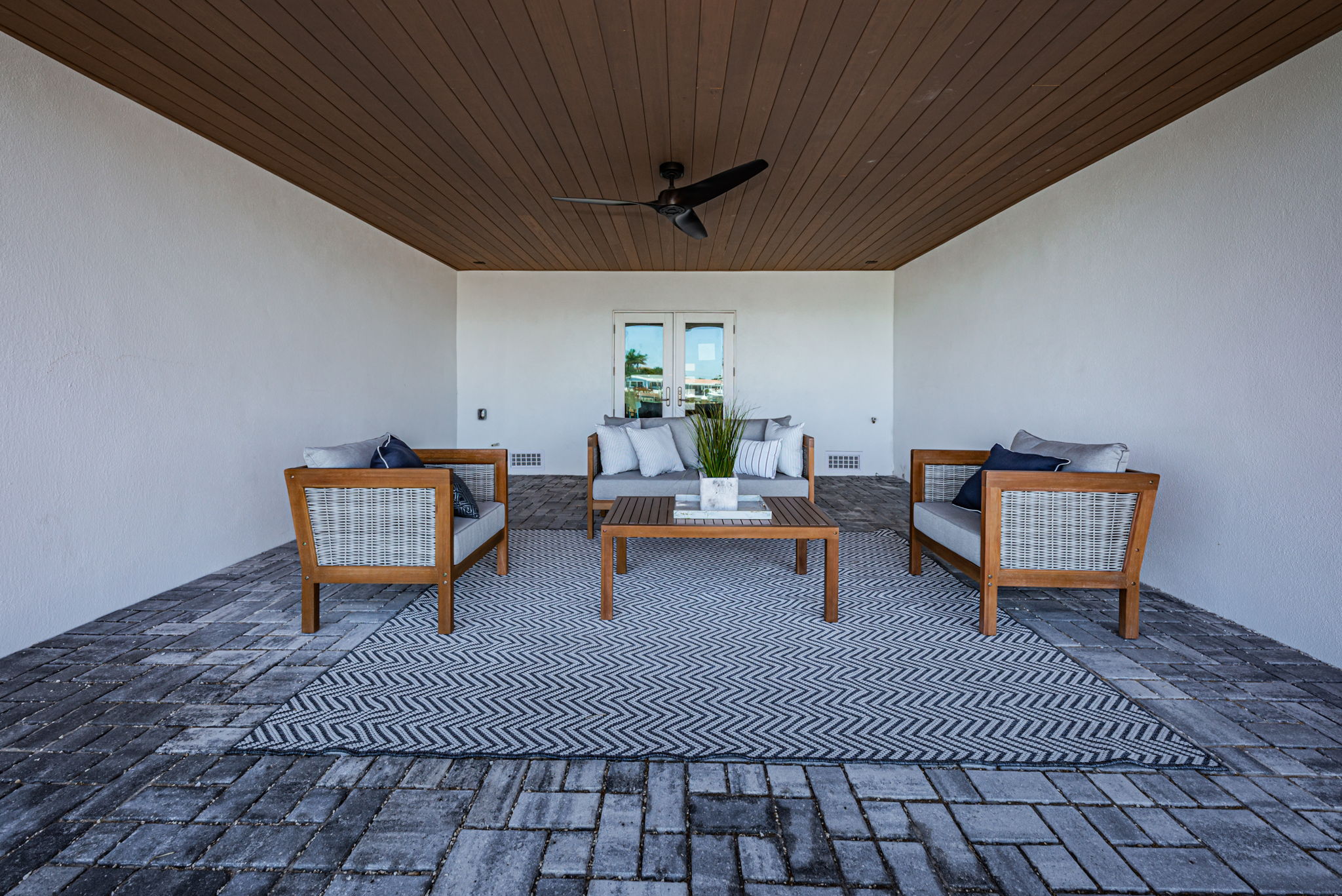 Treasure Island, Florida, 33706, United States, 4 Bedrooms Bedrooms, ,3 BathroomsBathrooms,Residential,For Sale,1978283