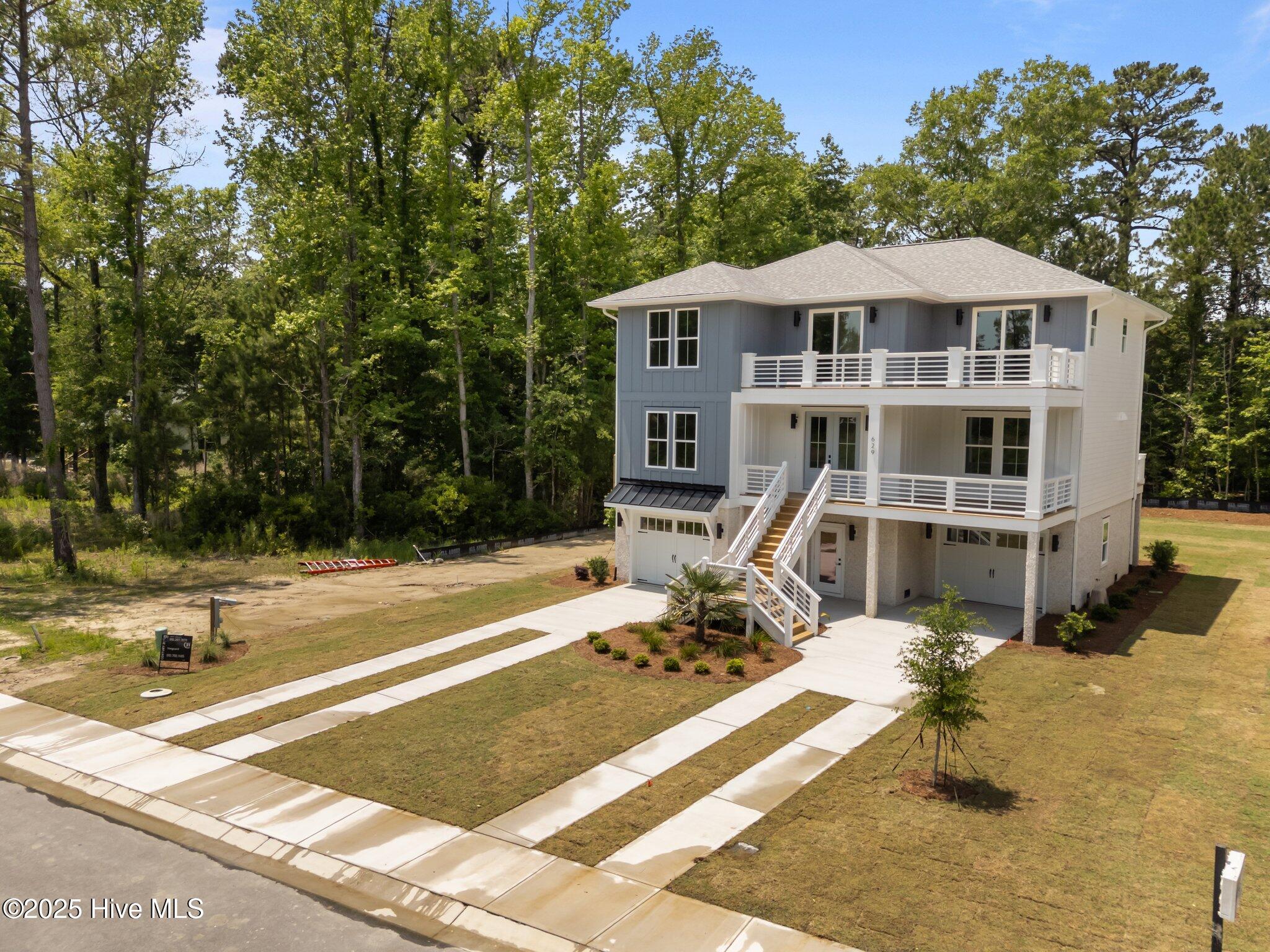 Wilmington, North Carolina, 28411, United States, 4 Bedrooms Bedrooms, ,4 BathroomsBathrooms,Residential,For Sale,1979455