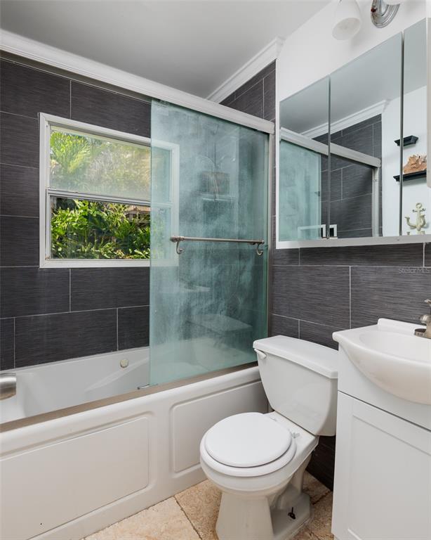 St Petersburg, Florida, 33702, United States, 3 Bedrooms Bedrooms, ,2 BathroomsBathrooms,Residential,For Sale,1993284