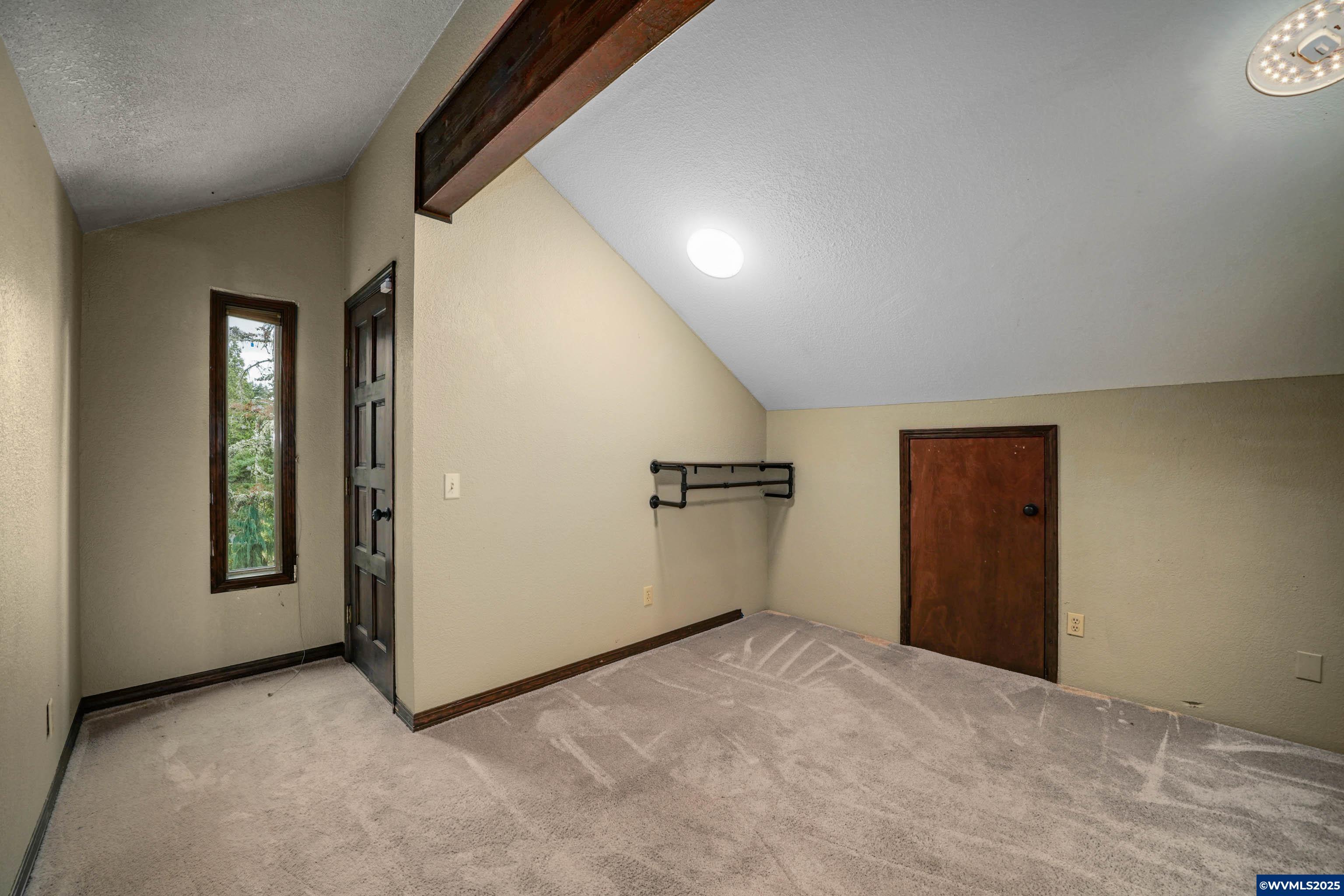 Salem, Oregon, 97304, United States, 4 Bedrooms Bedrooms, ,4 BathroomsBathrooms,Residential,For Sale,1805050