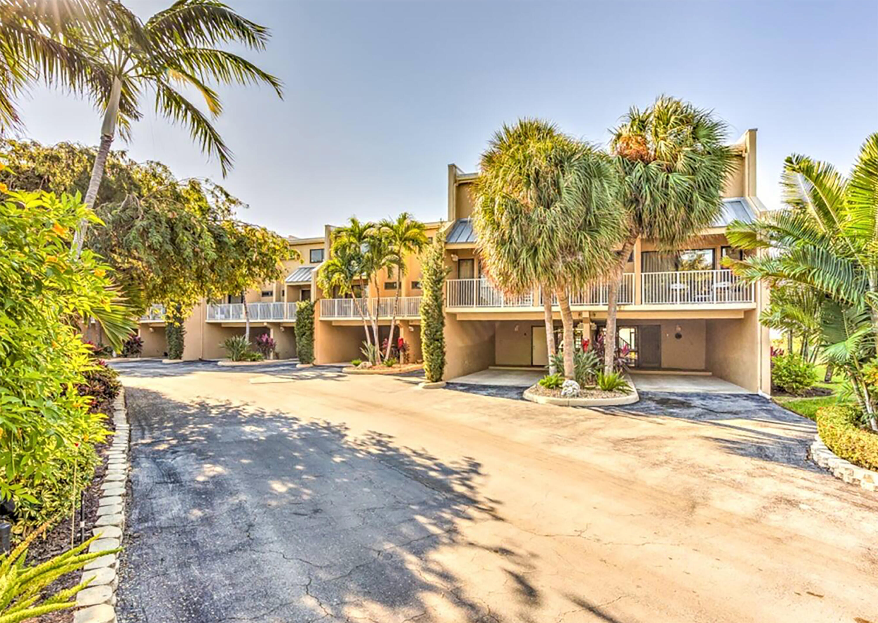KEY COLONY, Florida, 33051, United States, 3 Bedrooms Bedrooms, ,3 BathroomsBathrooms,Residential,For Sale,1721316