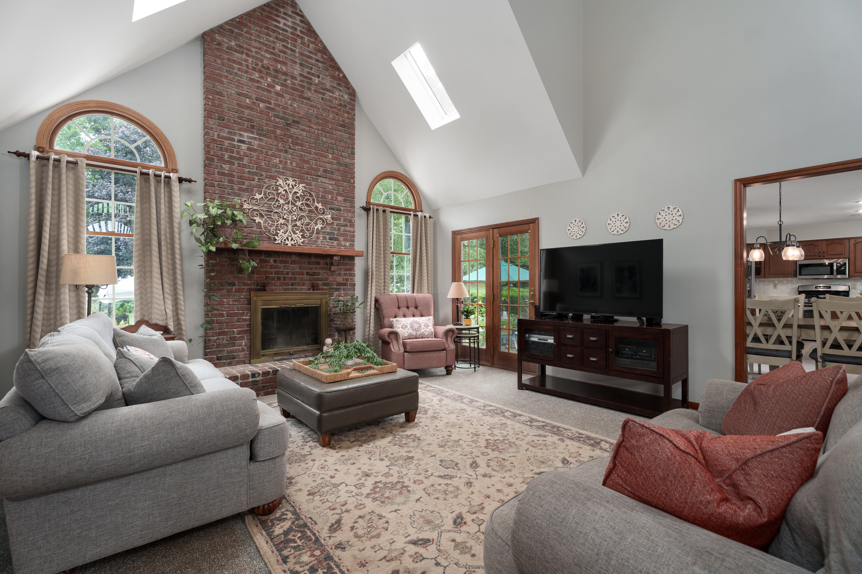  Privacy, Comfort, and a Location That Captures the Best of Alexandria Township - 物件實景