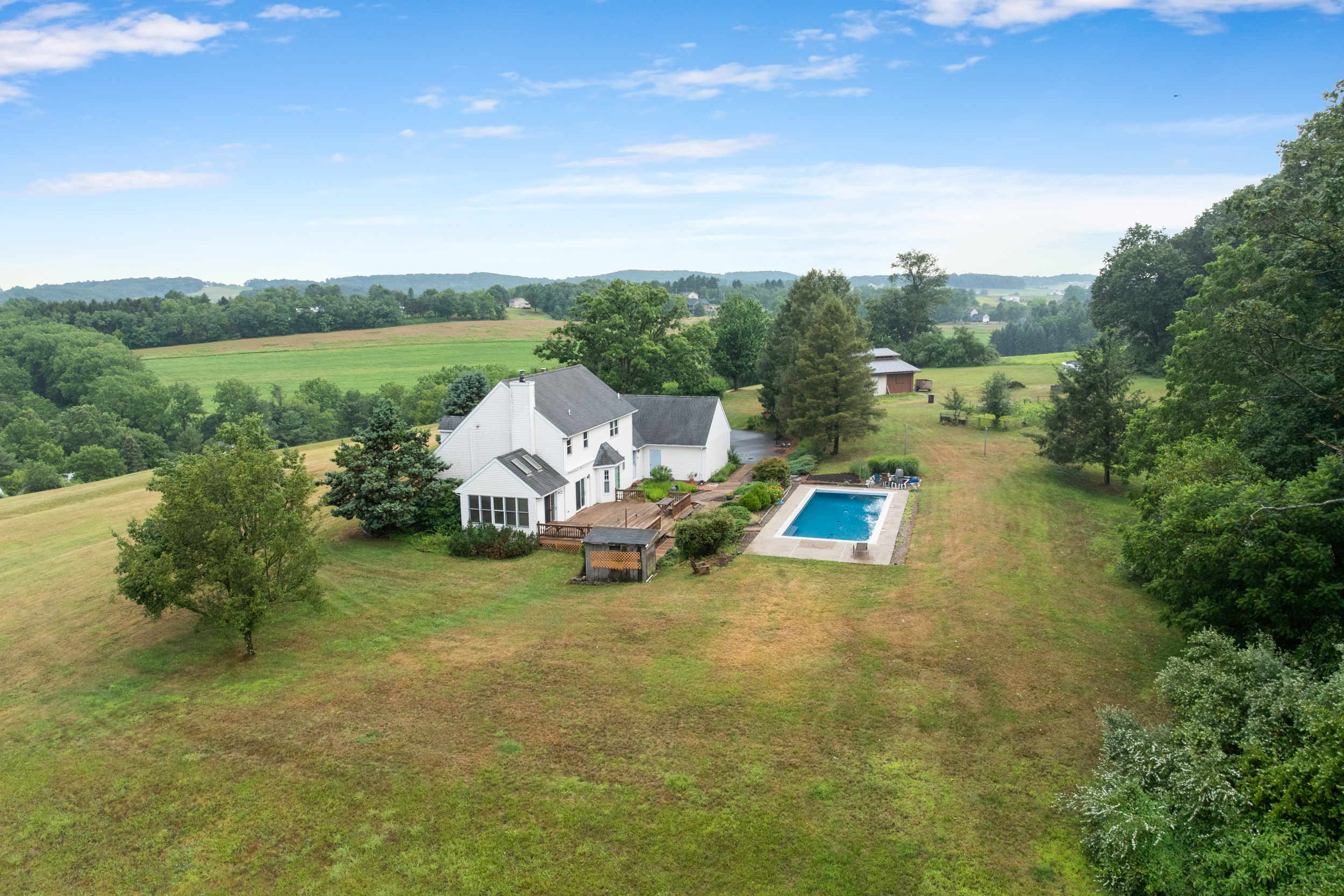 New Tripoli, Pennsylvania, 18066-2432, United States, 3 Bedrooms Bedrooms, ,3 BathroomsBathrooms,Residential,For Sale,1945015