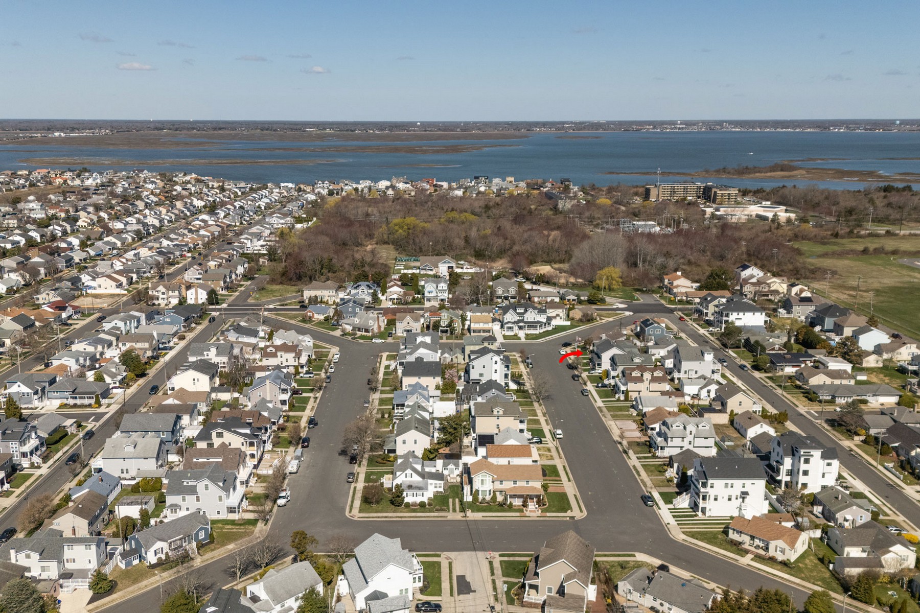  221N Belmont Drive - 物件實景