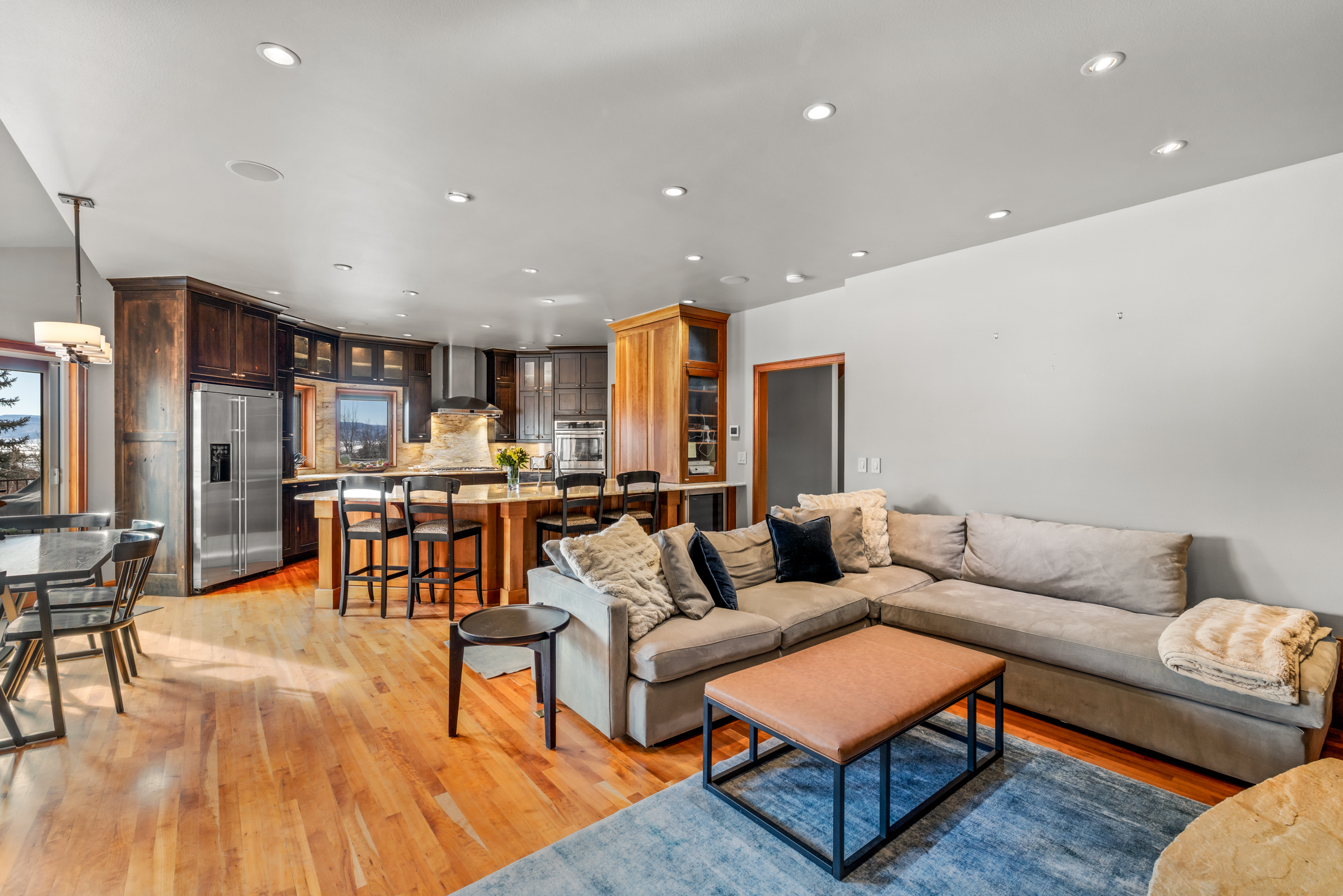  Luxury Rollingstone Fairway Estate - 物件實景
