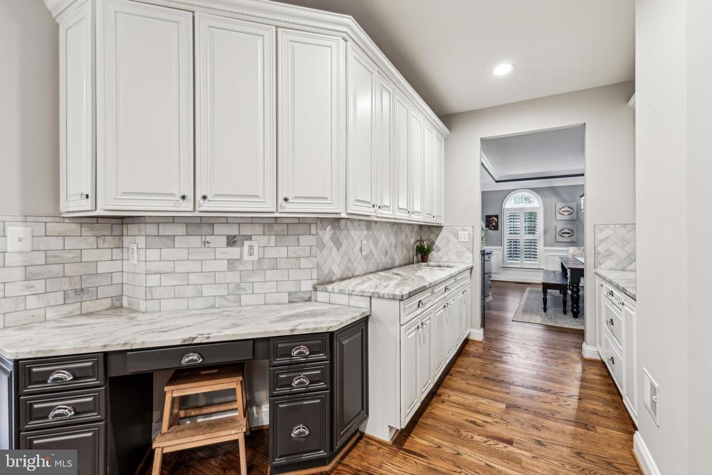 Manassas, Virginia, 20112, United States, 5 Bedrooms Bedrooms, ,5 BathroomsBathrooms,Residential,For Sale,1825143
