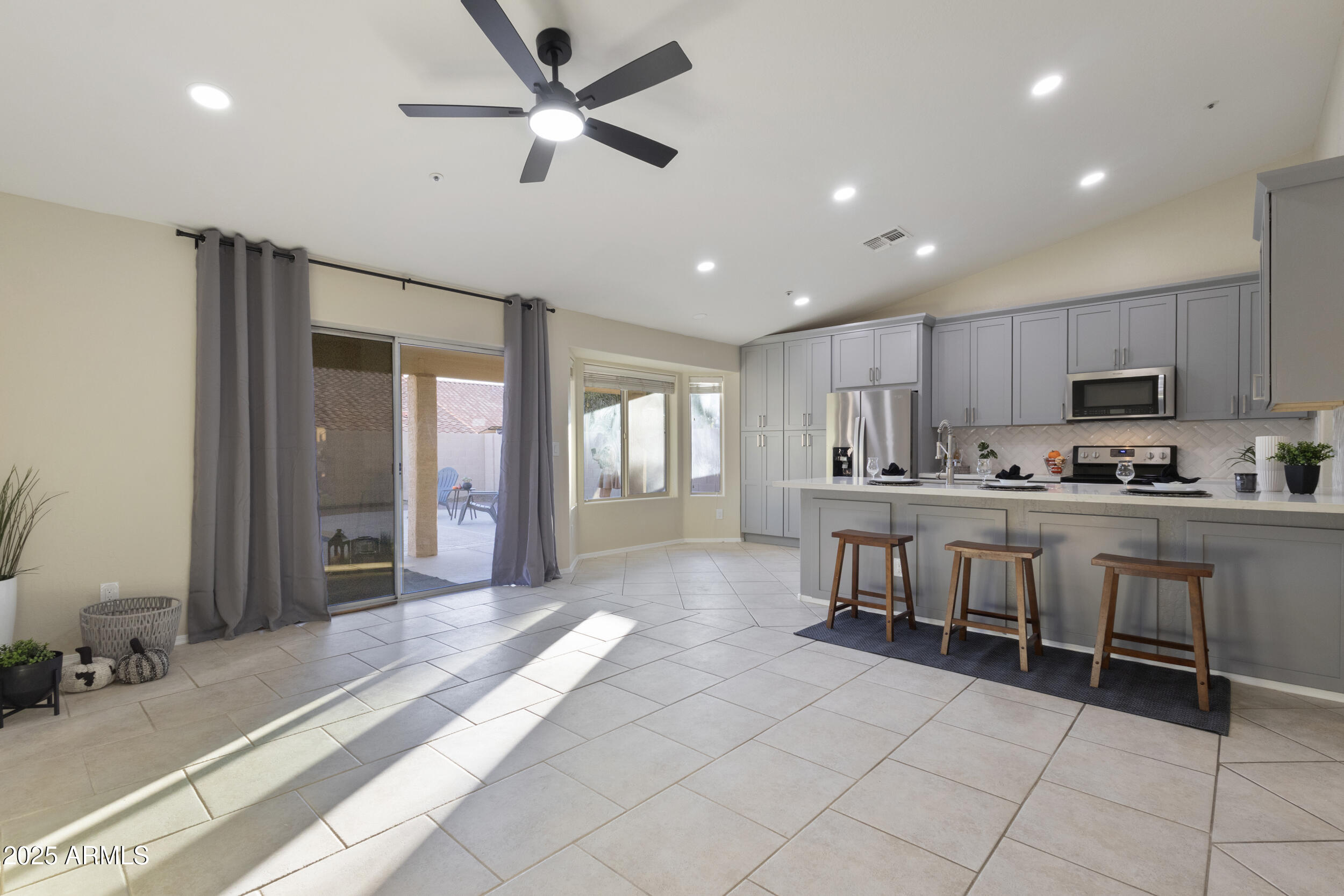 Scottsdale, Arizona, 85260, United States, 4 Bedrooms Bedrooms, ,2 BathroomsBathrooms,Residential,For Sale,1990933