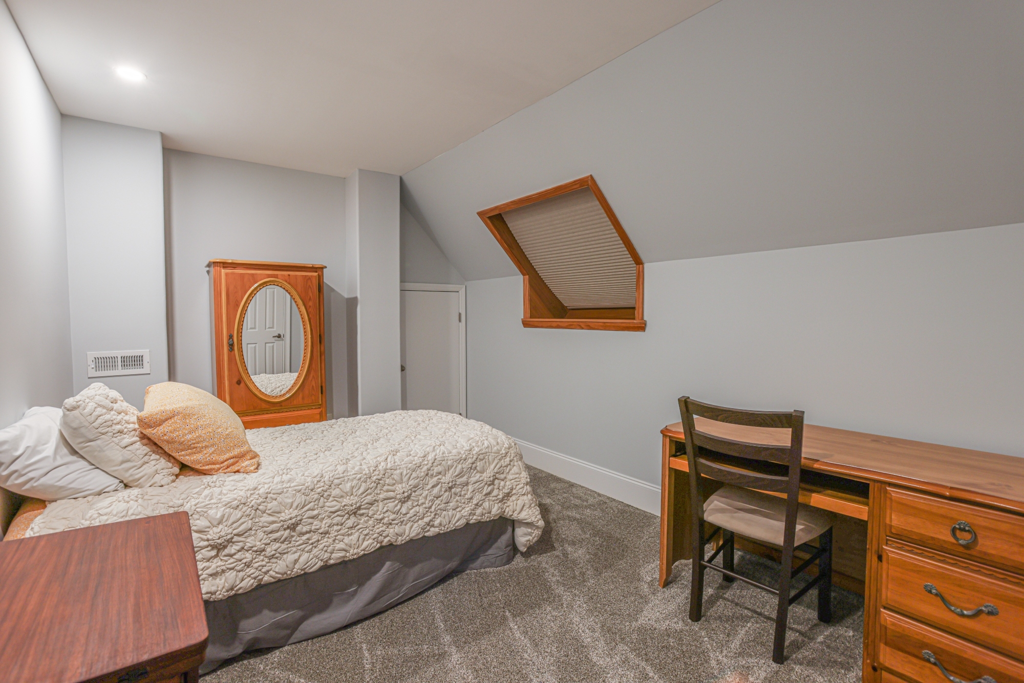  533 Jacobs Millpond Road - 物件實景