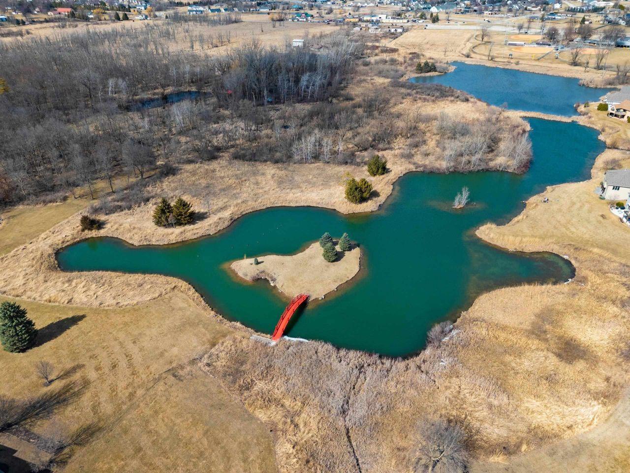 GREENVILLE, Wisconsin, 54942, United States, 3 Bedrooms Bedrooms, ,3 BathroomsBathrooms,Residential,For Sale,1744997