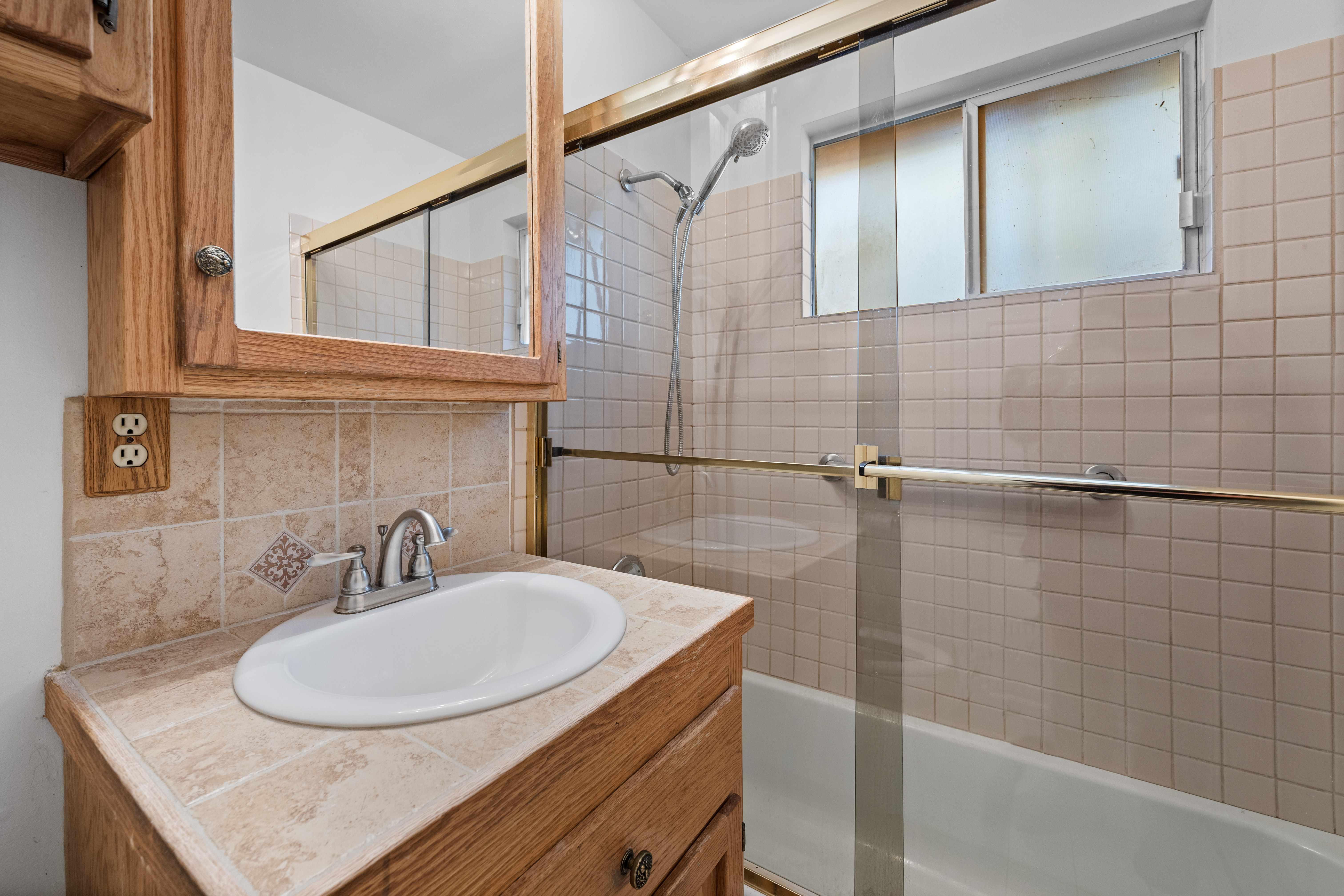  39251 Cedar Dell Road, Fawnskin, CA 92333 - 物件實景