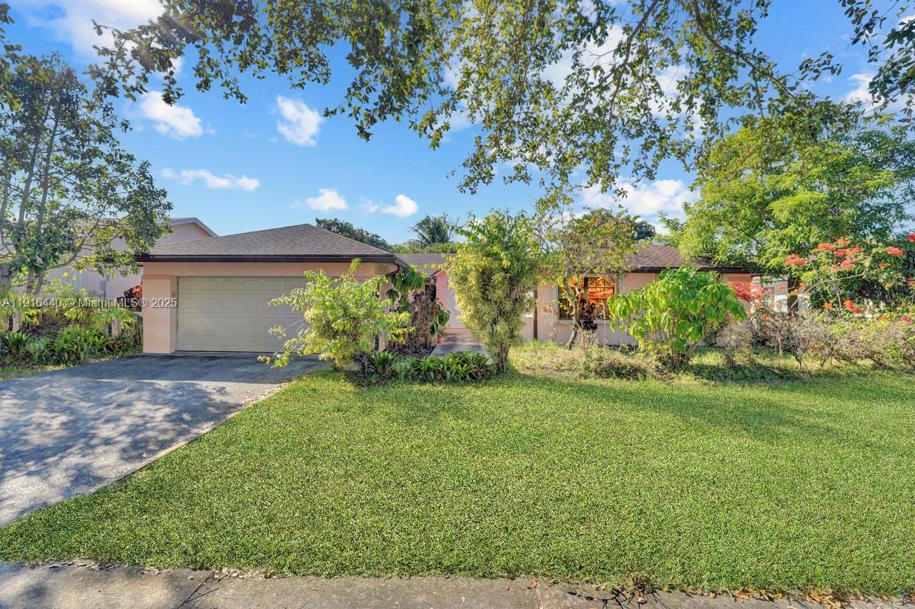 Miramar, Florida, 33025, United States, 3 Bedrooms Bedrooms, ,2 BathroomsBathrooms,Residential,For Sale,1996161