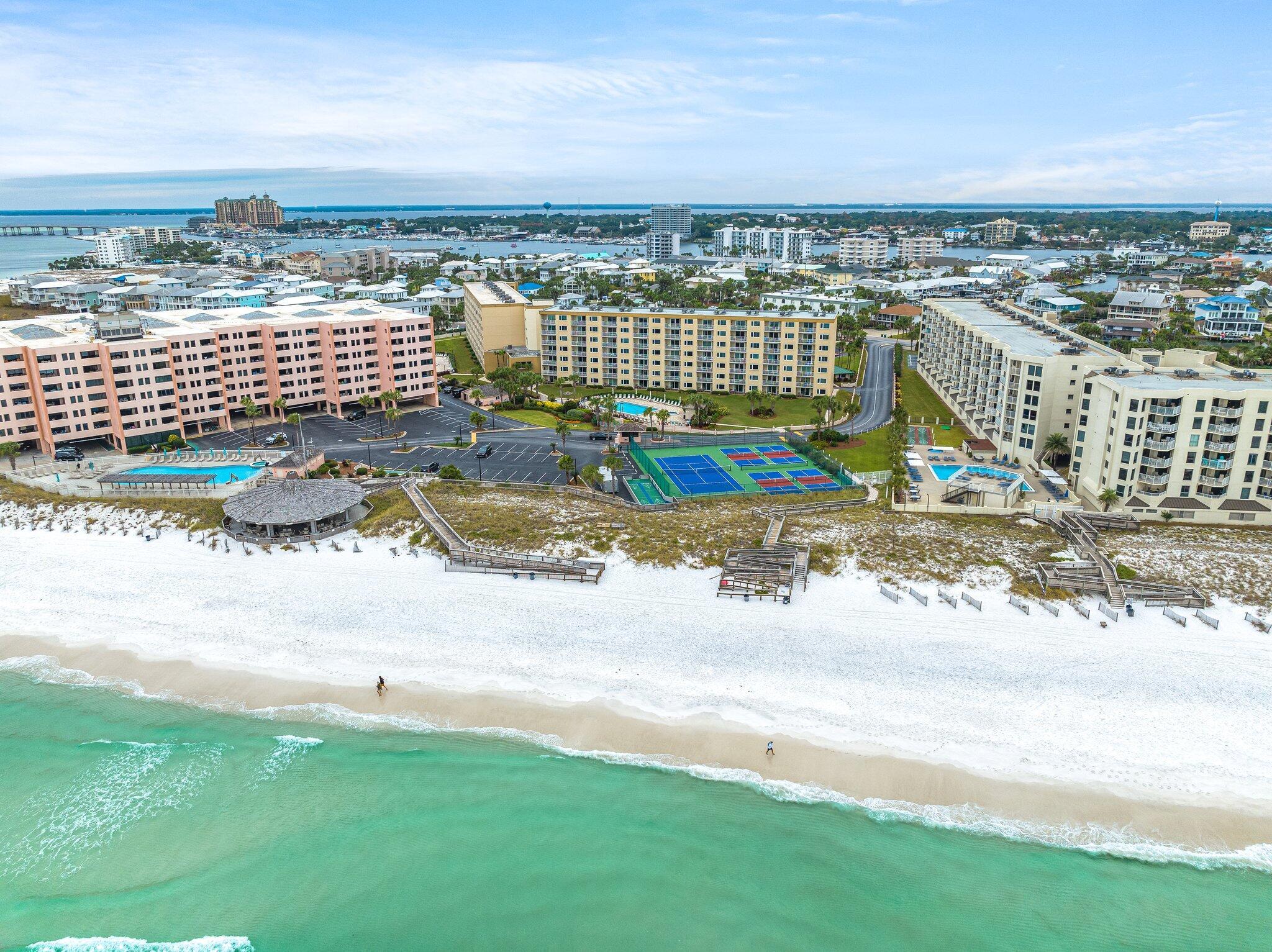 Destin, Florida, 32541, United States, 2 Bedrooms Bedrooms, ,2 BathroomsBathrooms,Residential,For Sale,1861744